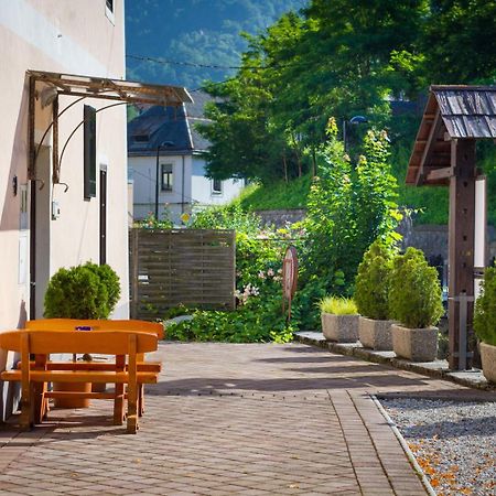 Apartma Na Starem Placu Idrija Exterior photo