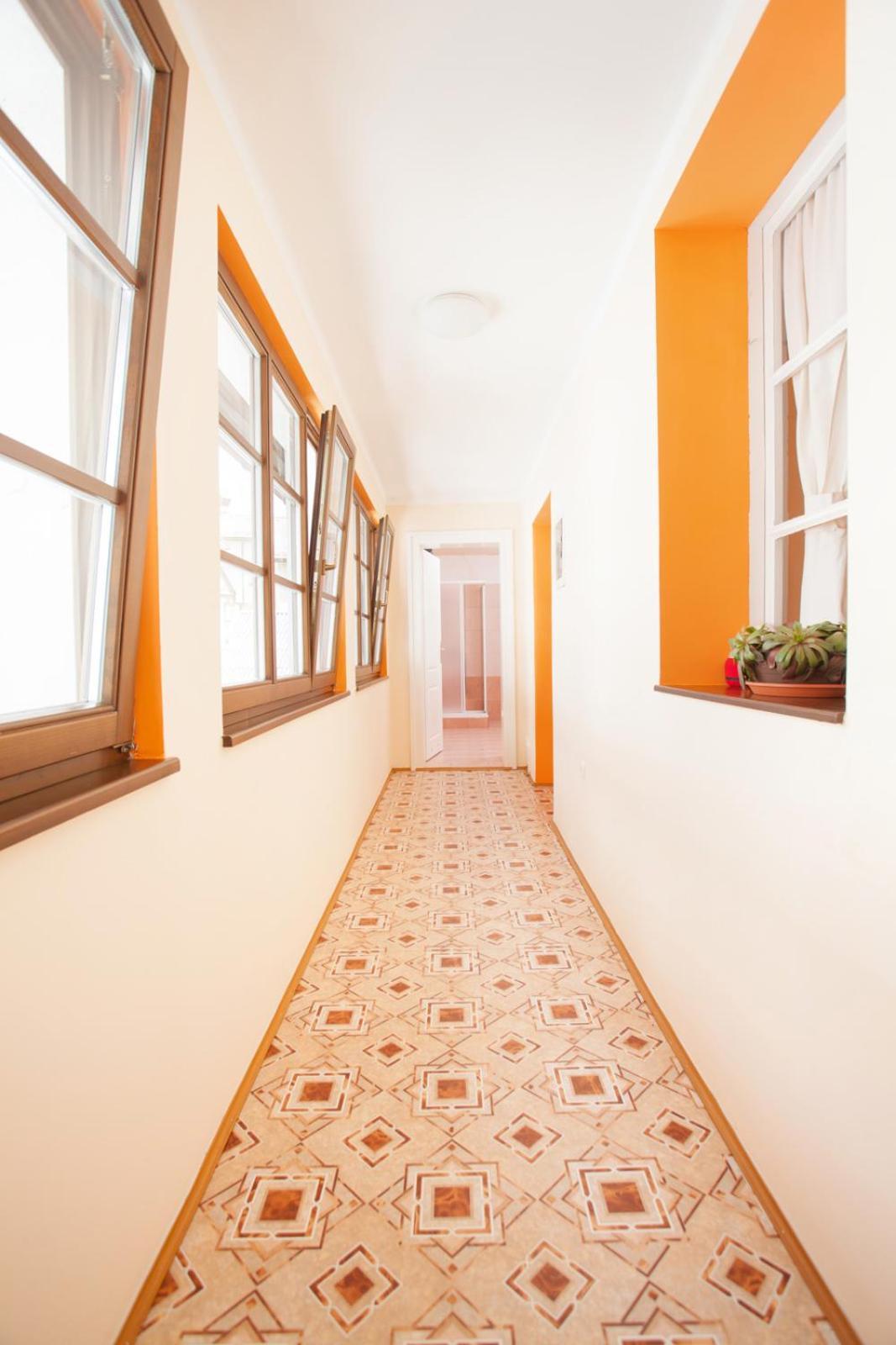 Apartma Na Starem Placu Idrija Exterior photo