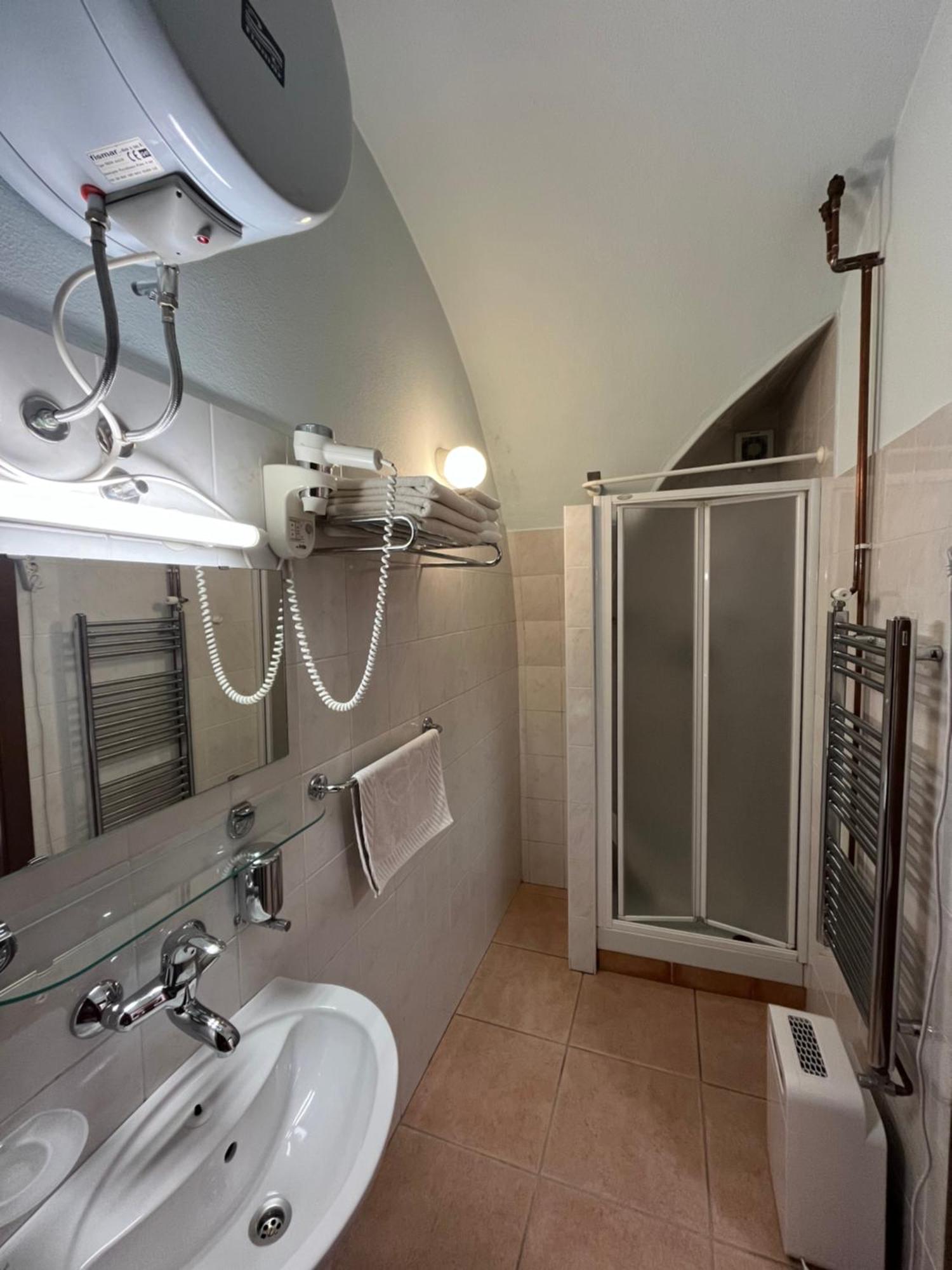 Apartma Na Starem Placu Idrija Exterior photo